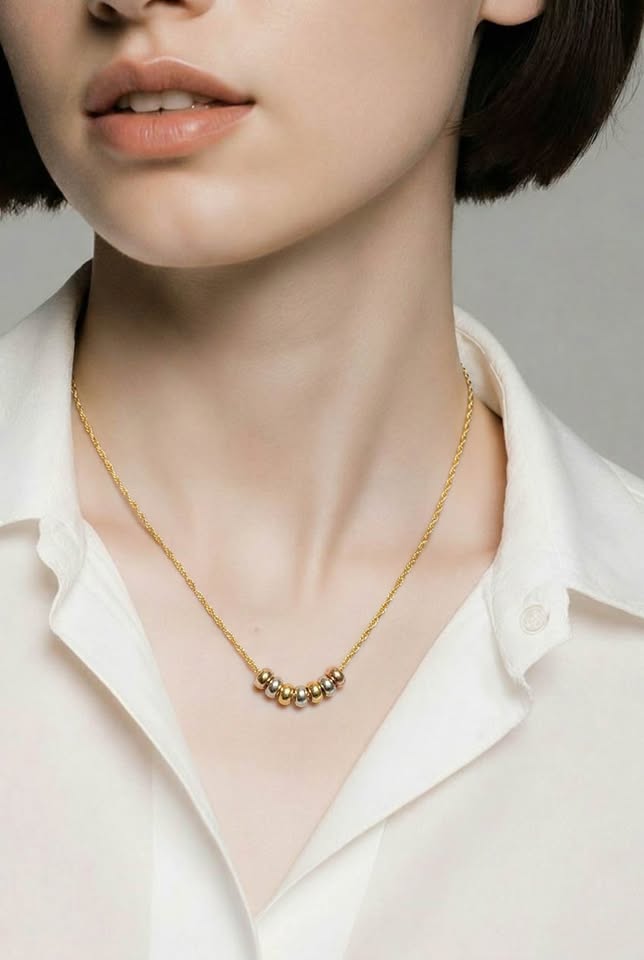 Collar de oro 10K con seminario en 3 oros