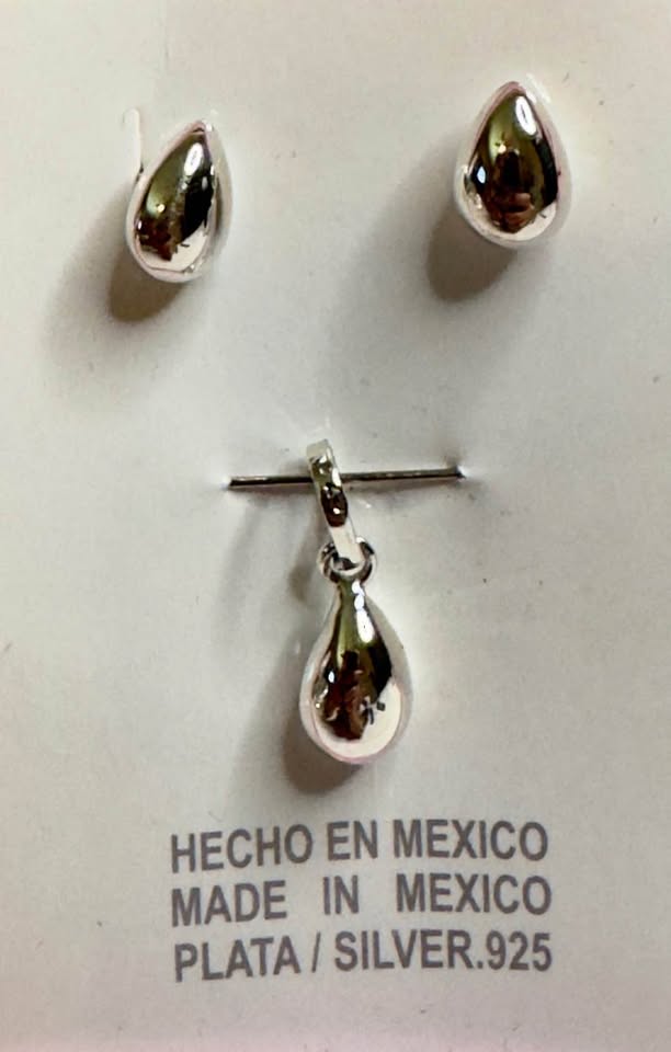 .925 Silver Teardrop Earrings and Pendant Set
