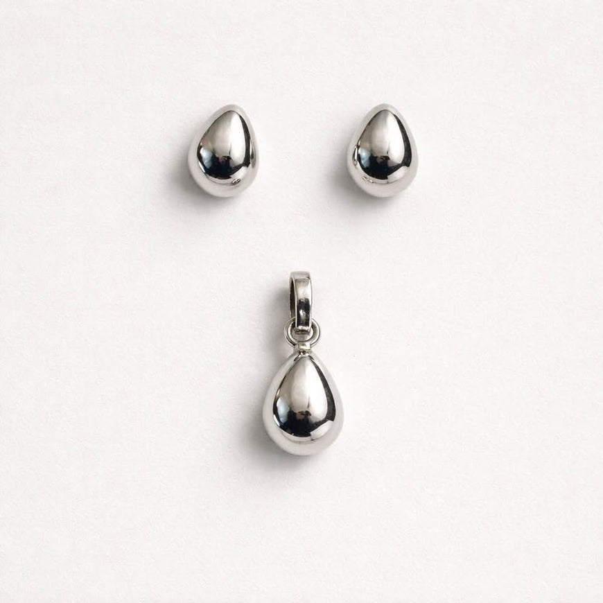 .925 Silver Teardrop Earrings and Pendant Set
