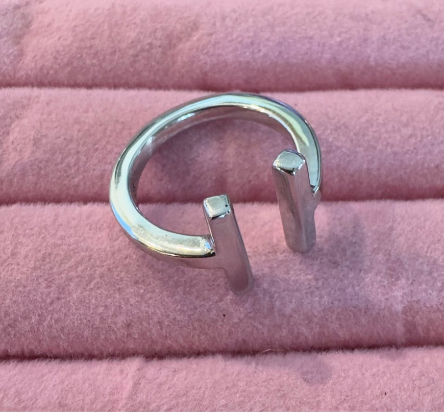 Anillo insp TIFF en plata .925