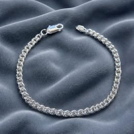 Silver tone chain bracelet