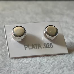 Arete de Boton Cartoneado liso