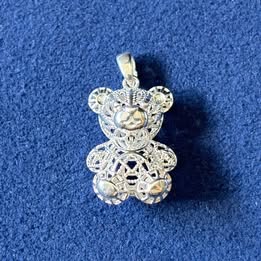 DIJE DE OSO FILIGRANO, PLATA .925