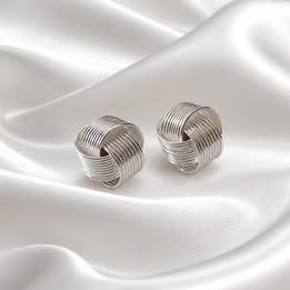 ARETE NUDO HECHO A MANO, PLATA .925