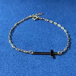 PULSERA CON CRUZ LISA CON BAÑO DE ORO, PLATA .925