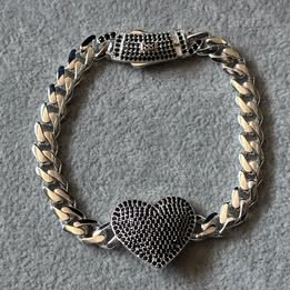 PULSERA INSP. MONACO CHAIN CON CORAZON MULTICIRCONIA NEGRA 18CM, PLATA .925