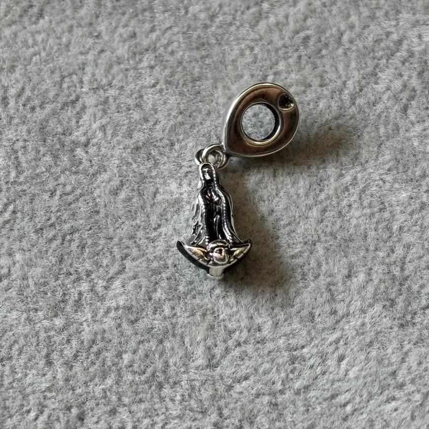 Charm de virgen
