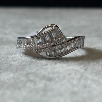 Anillo dos lineas circonia baguette #6