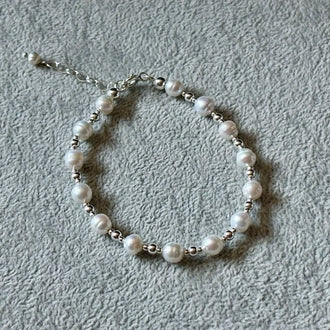 PULSERA CON PERLAS Y BOLITAS DE PLATA, PLATA .925