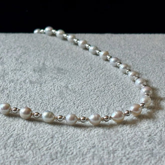 COLLAR CON PERLAS Y BOLITAS DE PLATA, PLATA .925