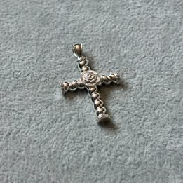 Dije Cruz con rosa plata .925