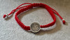 PULSERA DE HILO DE SAN BENITO,  COLOR 2 NEGRO Y 2 ROJO,