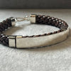 Pulsera en piel café con greca lisa Plata .925