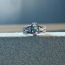 Anillo con piedra zultanita talla 9 y 10