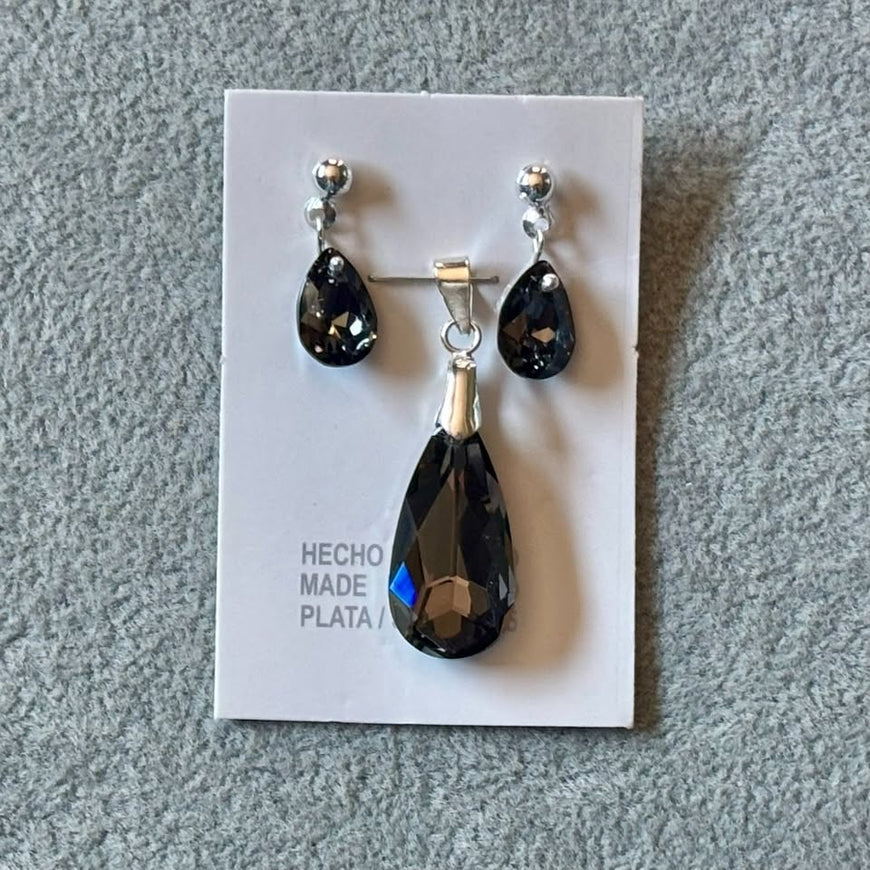 Set Dije y Aretes Plata y cristal negro