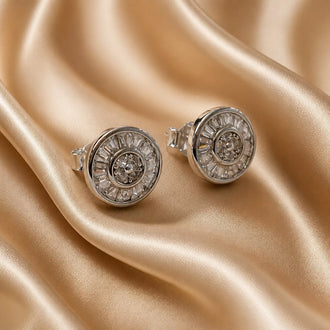 ARETE CON CIRCONIA BAGGUET CON BAÑO DE RODIO, PLATA .925