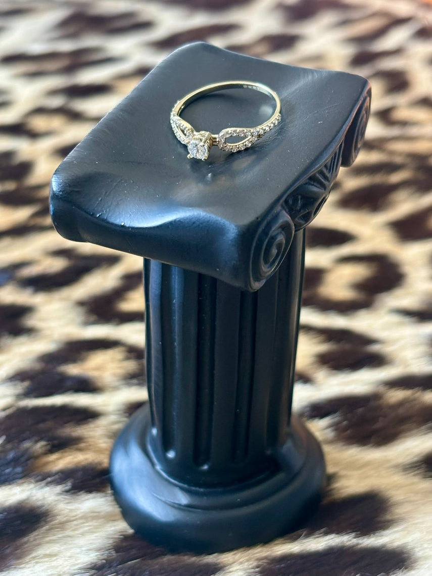 Anillo de Compromiso con circonia blanca talla 7 y 8 Oro 10K