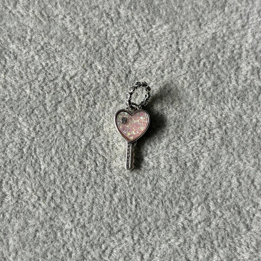 Charm llave opalo
