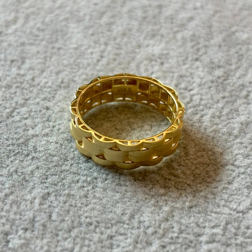 Anillo con bano de oro, Tallas 8,9, Plata .925.