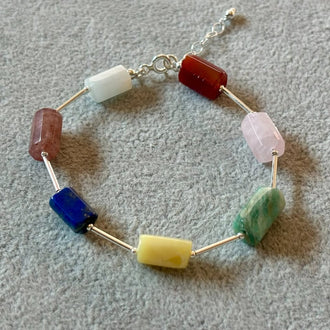 Pulsera de tubito liso con piedras naturales, Plata .925