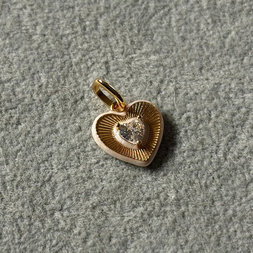 Charm Corazon Dorado