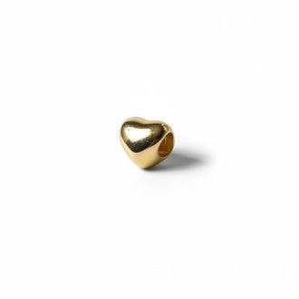 CHARM DE CORAZON LISO CON BANO DE ORO, PLATA .925
