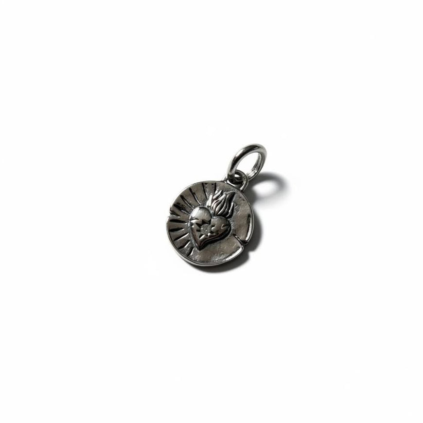 DIJE DE SAGRADO CORAZON ,PLATA .925
