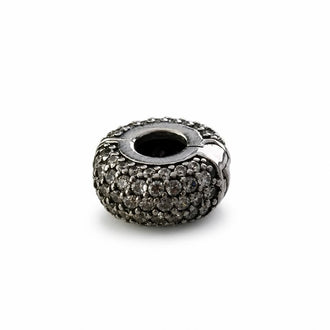 CHARM SEPARADOR CON MICROCIRCONIAS, PLATA. 925
