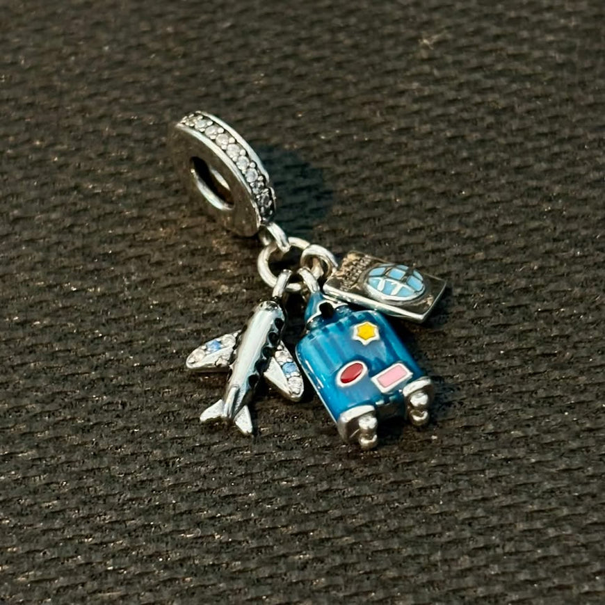 CHARM VIAJERO, PLATA. 925