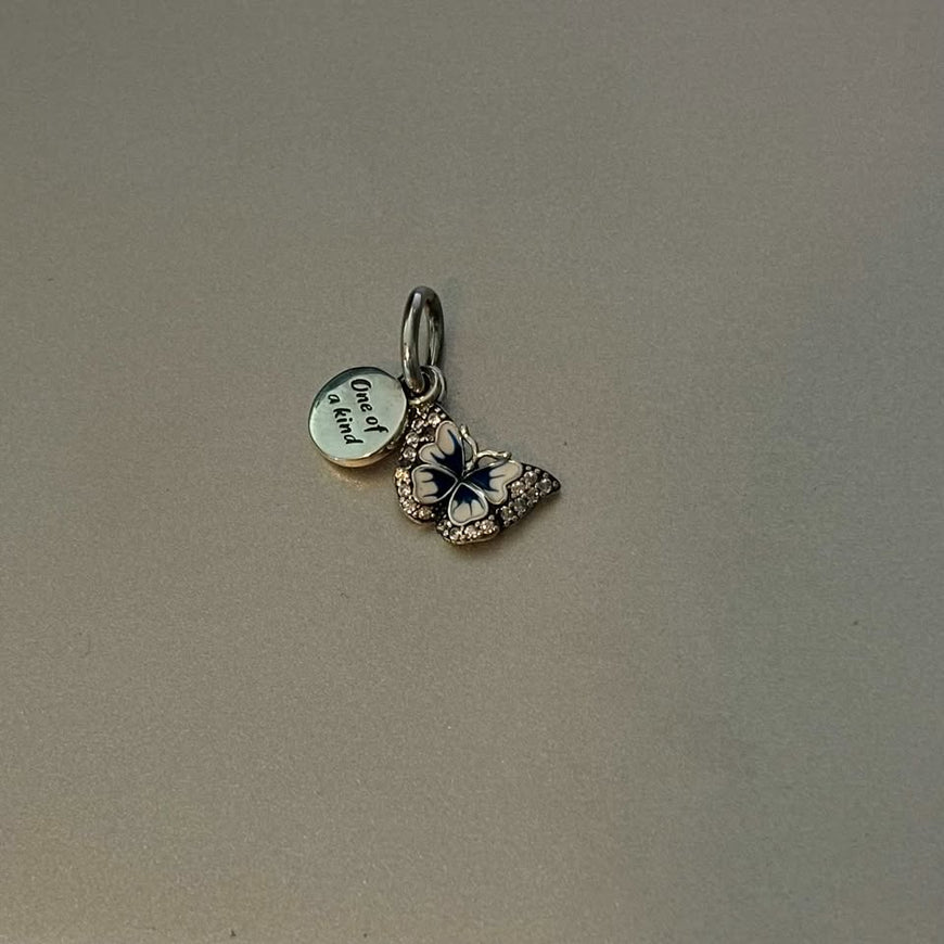 Charm de mariposa