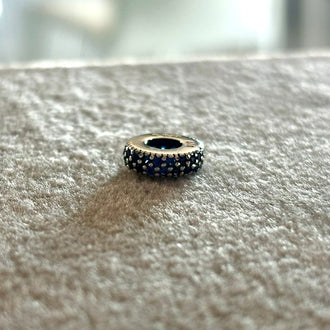 Charm/Clip zirconia azul rey