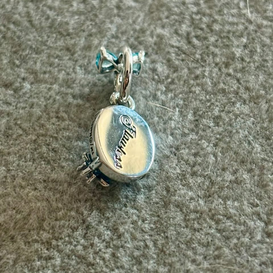 DIJE BRIDGERT. AZUL CON MARIPOSAS, PLATA .925