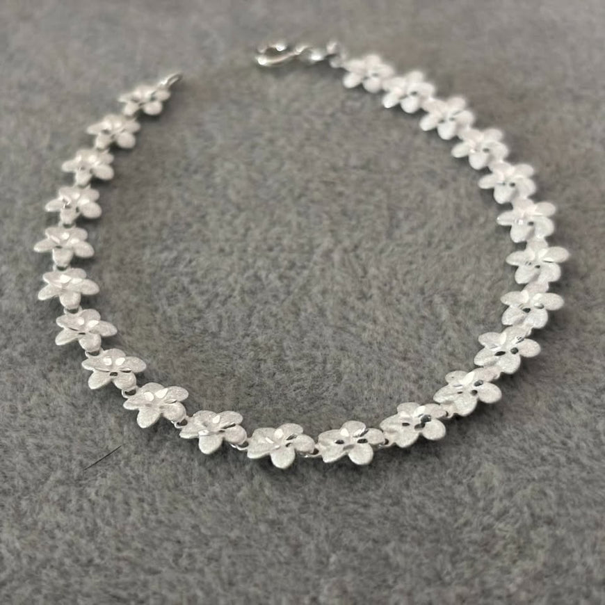 Pulsera Con Diseno de Flores