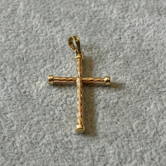 Dije de Cruz Torzida oro 10K