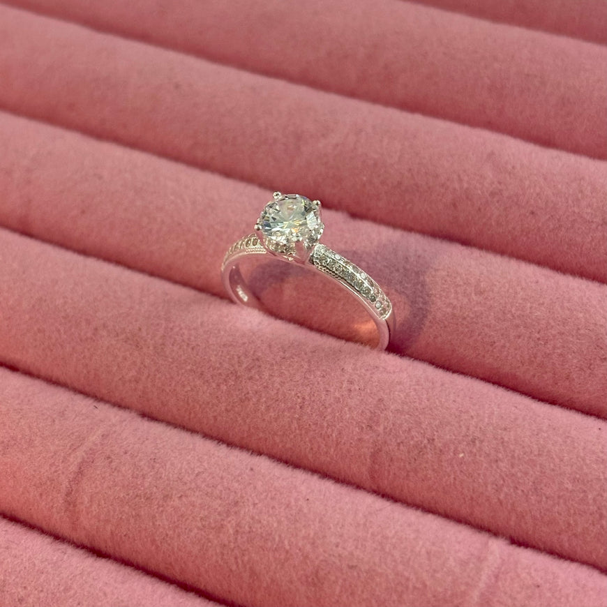 Anillo Zirconia Blanca 7,8
