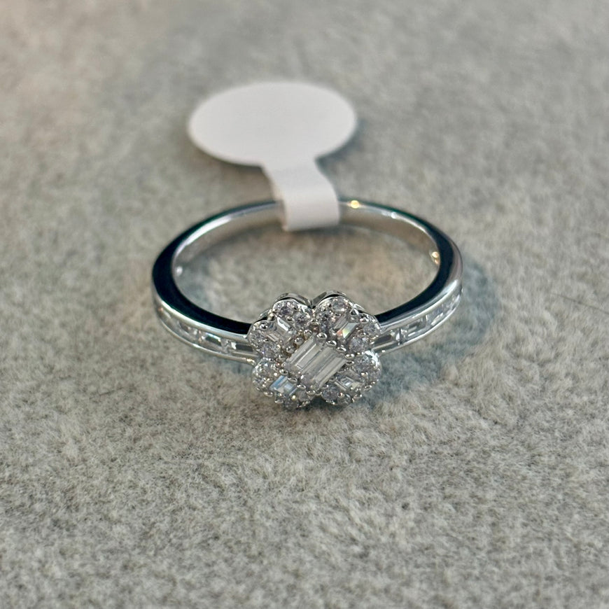 Anillo Soltario zirconia blanca 7,8,9