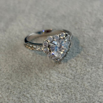 ANILLO CORAZON GRANDE CON MULTICIRCONIAS, 6,7,8