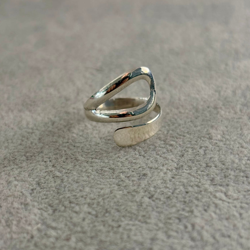 ANILLO LISO AJUSTABLE 5,6,7,8,9,10
