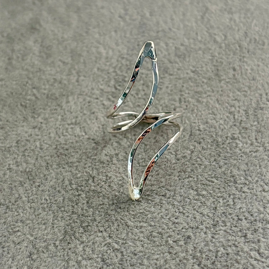ANILLO AJUSTABLE MARTILLADO 5,6,7,8,9,10