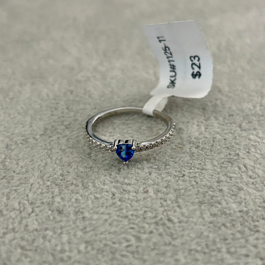 ANILLO PLATA DISENO CORAZON AZUL O BLANCO