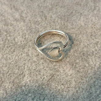 Anillo para el pie en plata .925 con diseno de corazon Talla 3.5