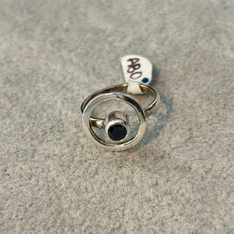Anillo para el pie en plata .925 con piedra negra Talla 3