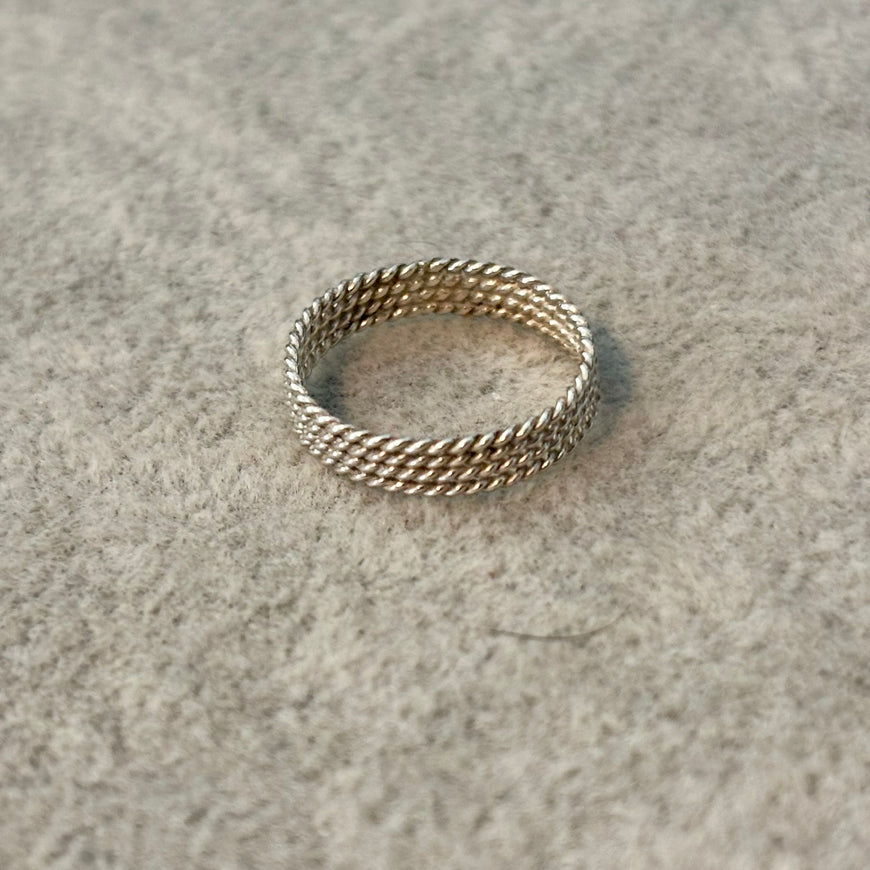 Anillo para el pie en plata .925 con tres torzal Talla 3