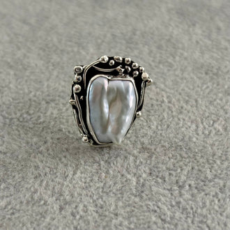 ANILLO CON MADRE PERLA NATURAL AJUSTABLE