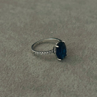 Anillo con Zirconia y Oval Zirconia Azul, Talla 6,7,8, Plata .925