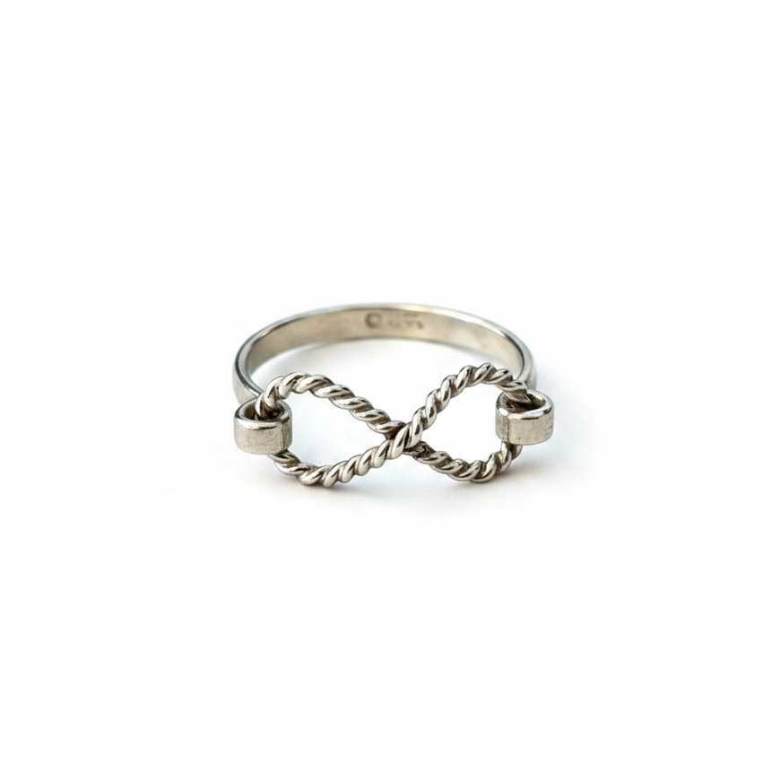 Anillo para el pie en plata .925 con diseno infinito torzal Talla 4.5