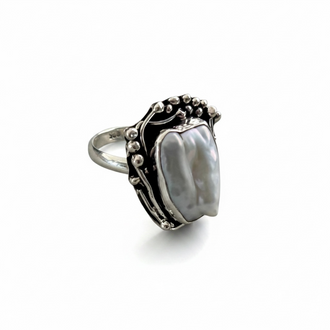 ANILLO CON MADRE PERLA NATURAL AJUSTABLE