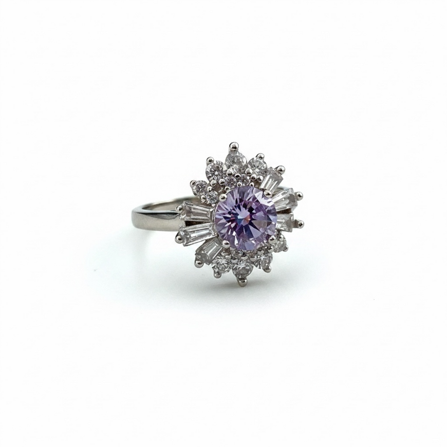 ANILLO CON CIRCONIAS BLANCAS Y DISENO LILA 7,8,9