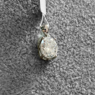 Sterling silver moissanite pendant 2.0CT, certificate available